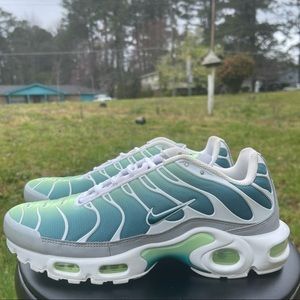 Nike Air Max Plus “Aurora Green” Rare